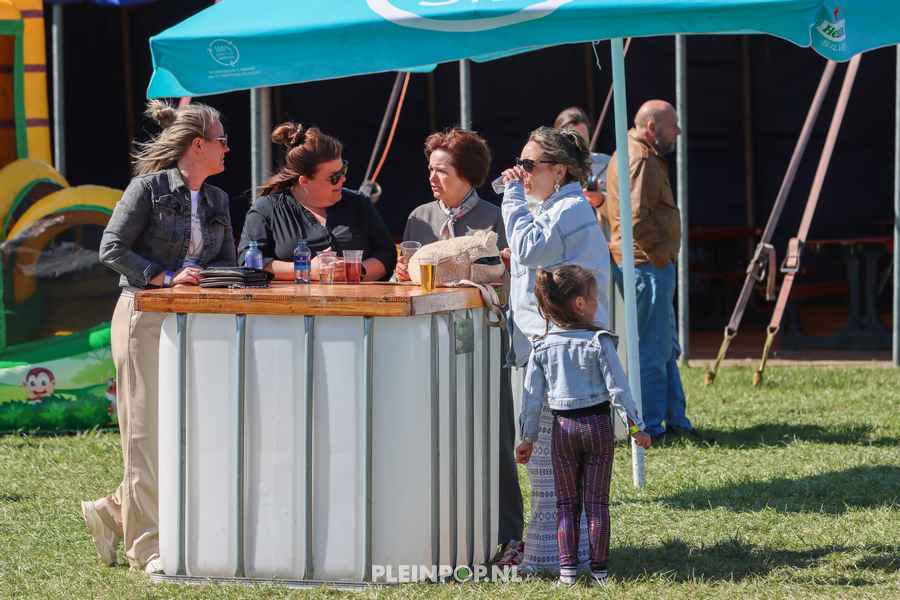 Sfeer Pleinpop Zondag (143)